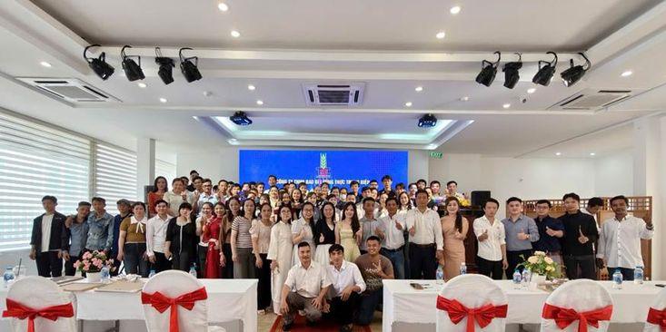 HỘI NGHỊ NGƯỜI LAO ĐỘNG 2025 VÀ TẤT NIÊN 2025